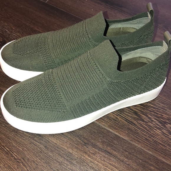 steve madden sneakers olive green